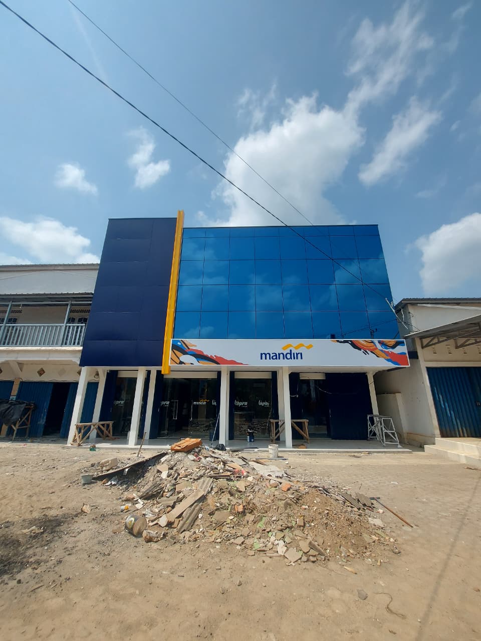 Bank Mandiri Kertamukti